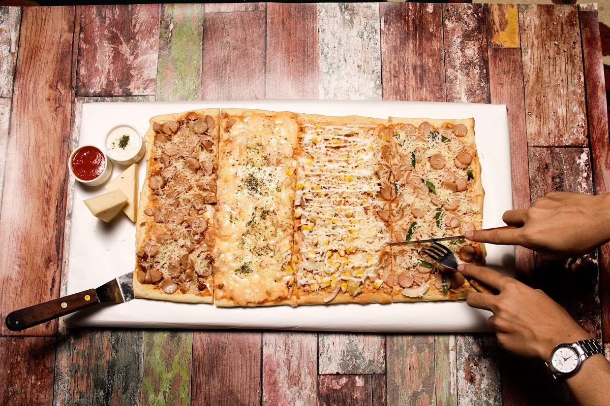 Pizza Oei and Pattiserie