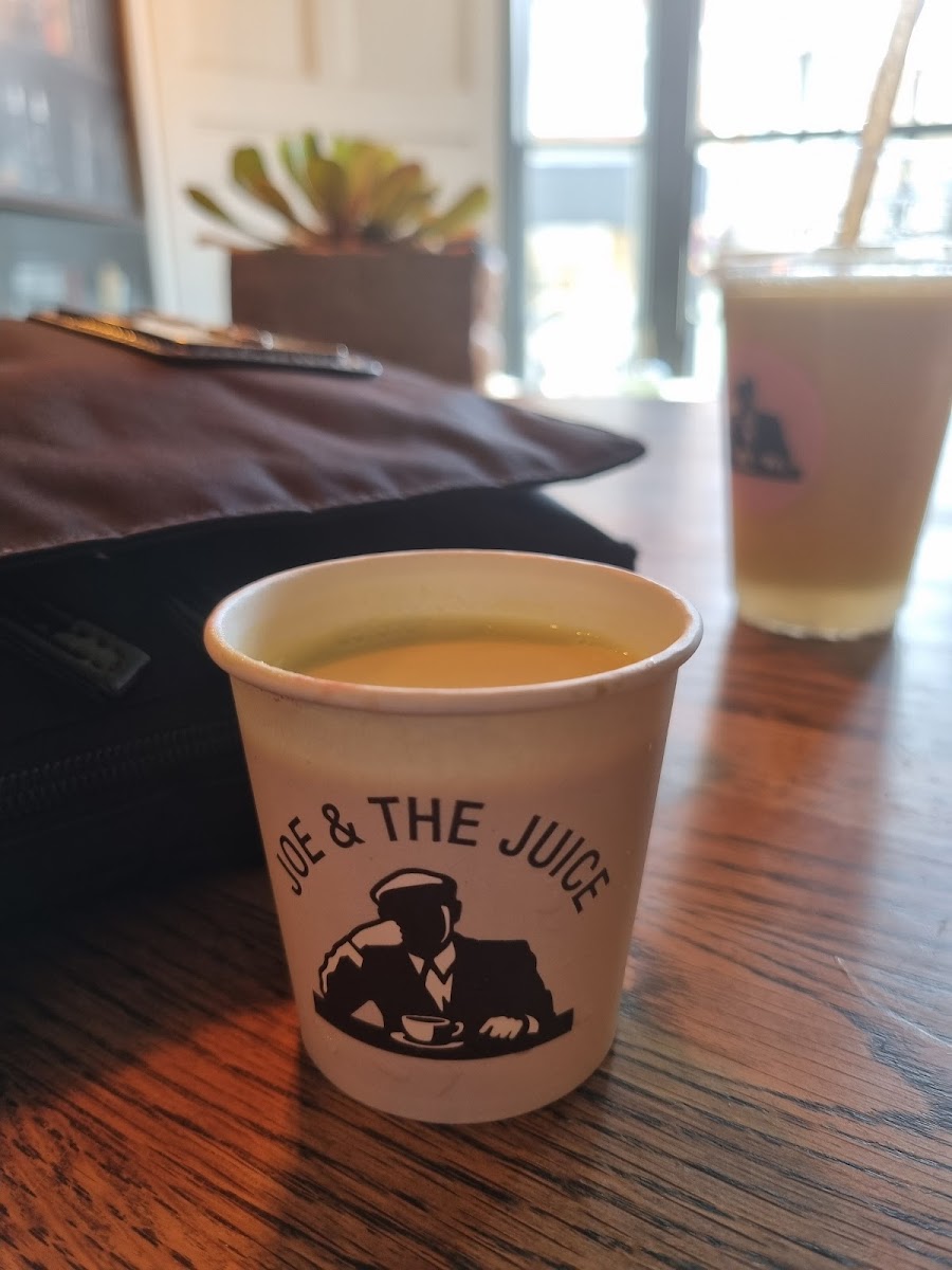 JOE & THE JUICE Photo 8