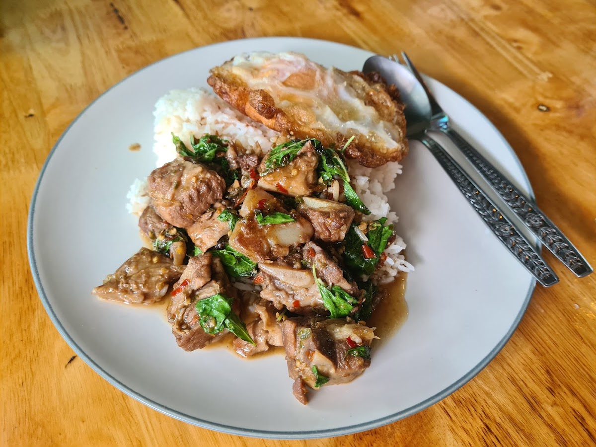 Nung Nuch Restaurant Photo 6