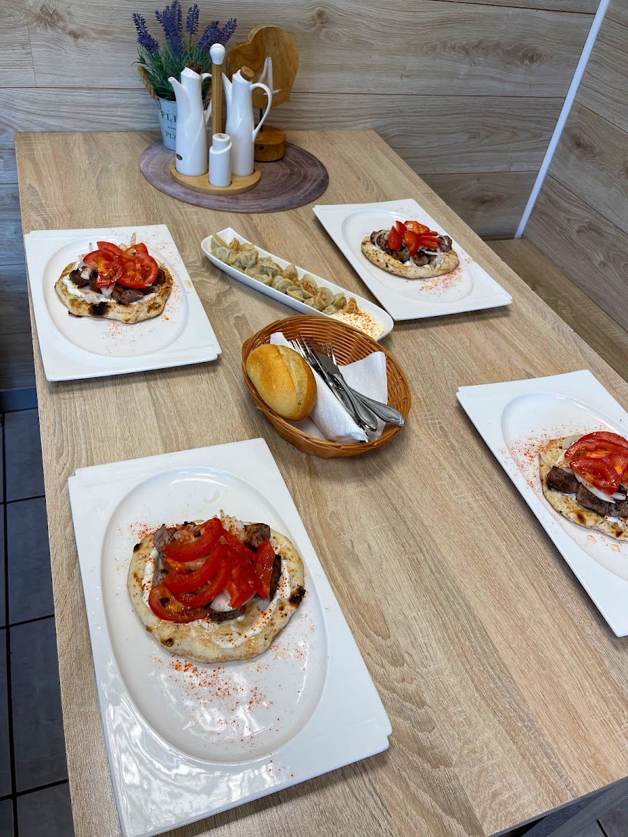 Gross' Stübchen, Grill- und Backwaren Photo 3