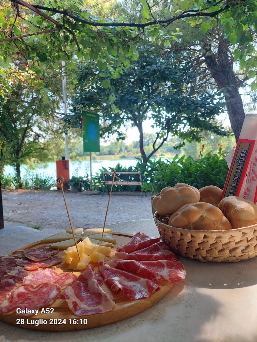 Lago Lido Photo 2