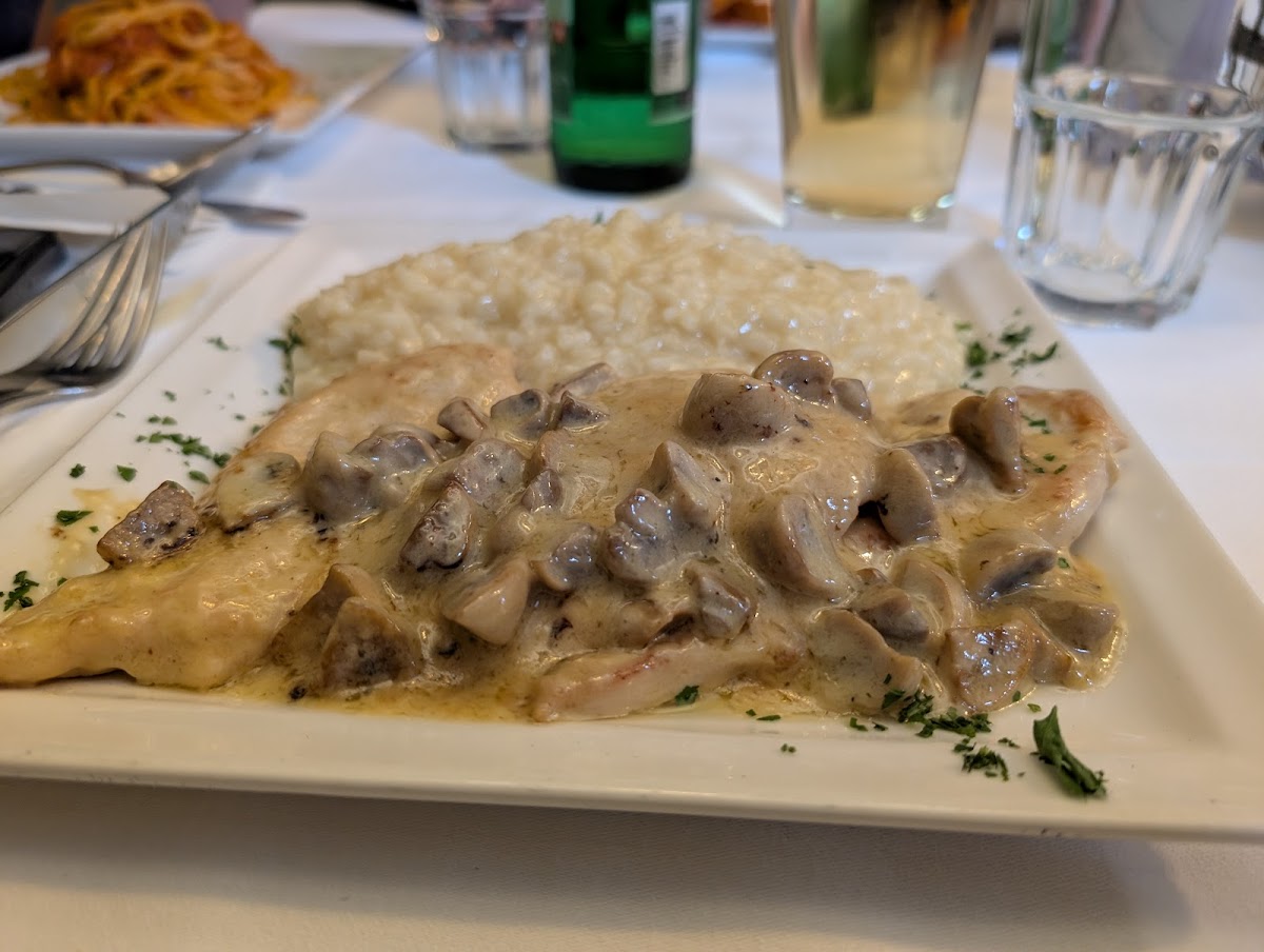 Restaurant Pizzeria Frohsinn Photo 3