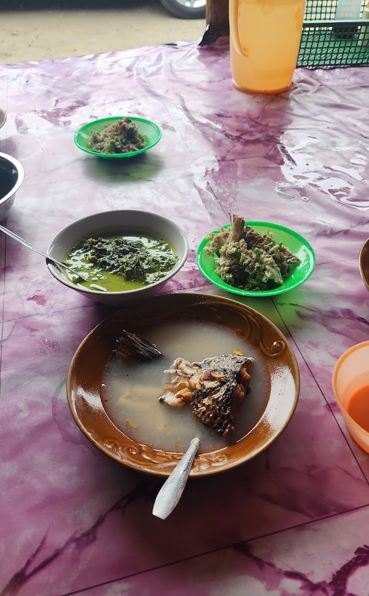 RUMAH MAKAN HOLAT NAZWA Br. REGAR Photo 5