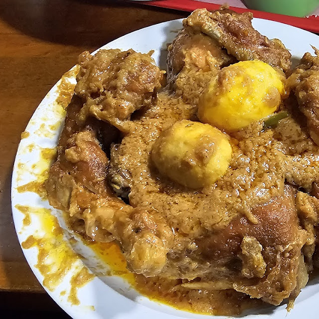 Full Chicken Roast with Eggs