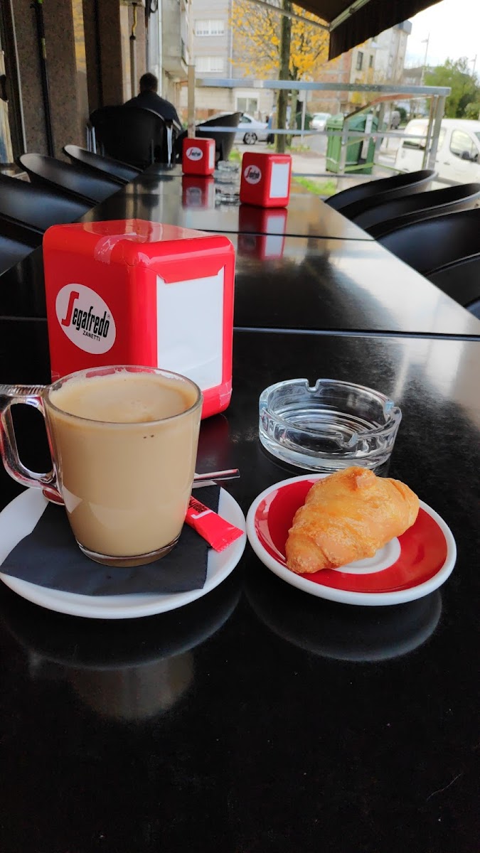 Pandepaso Cafe Photo 7