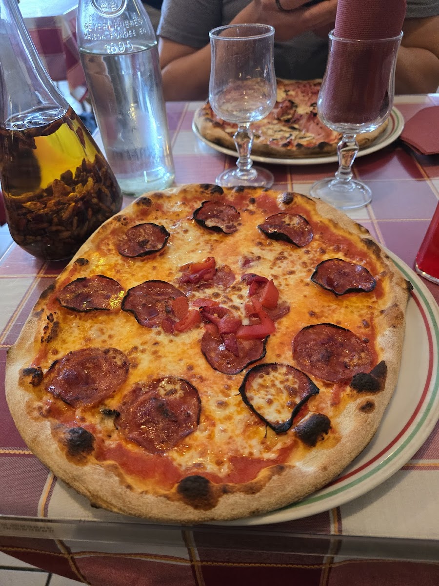 Pizzeria Avarello Photo 5