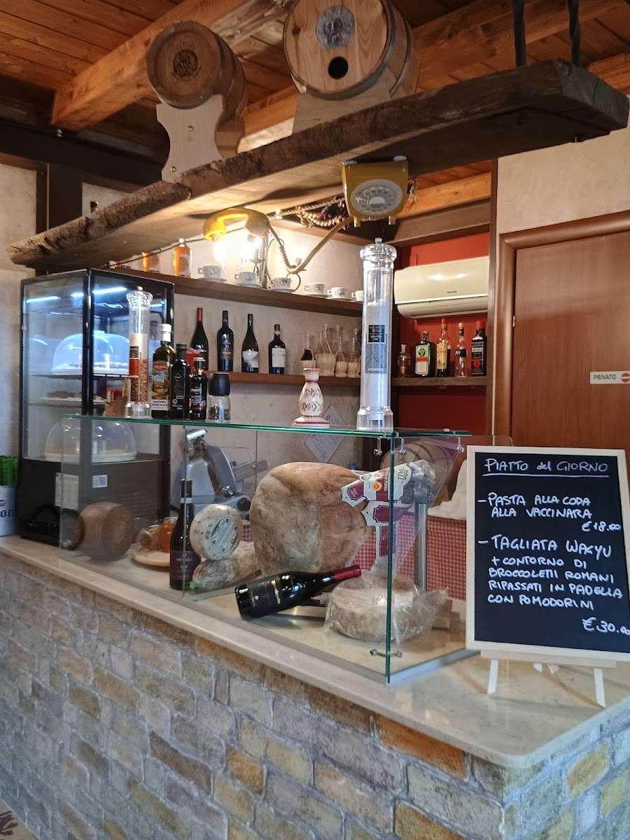 L' OSTERIA romana