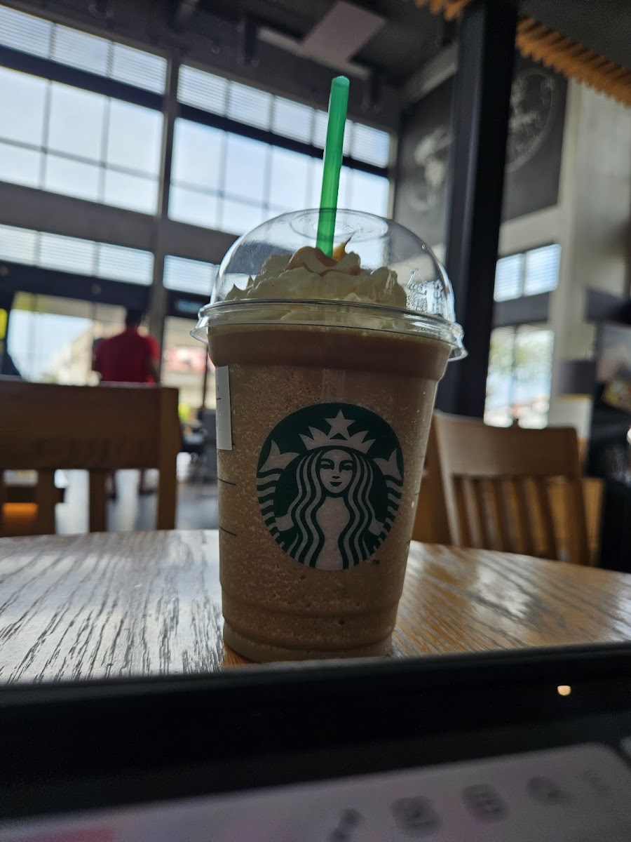 Starbucks DT Malim Jaya Photo 4