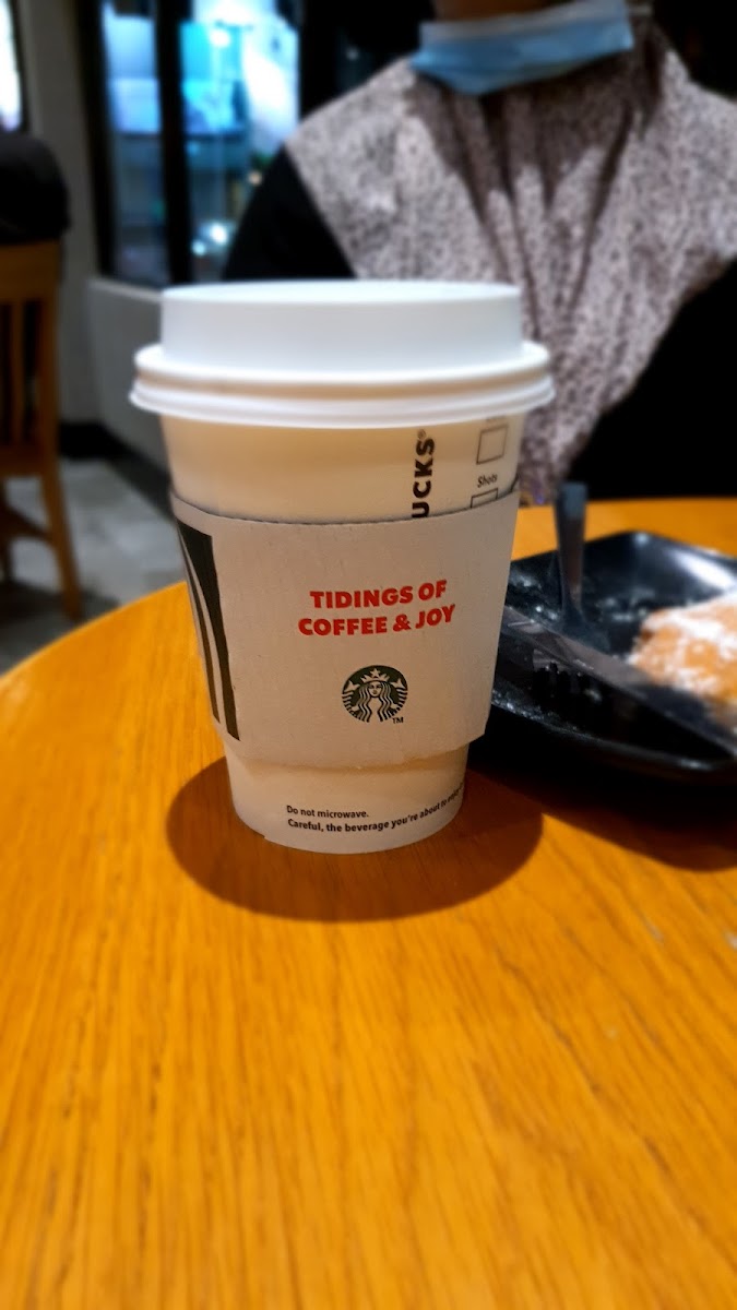 Starbucks DT Malim Jaya Photo 7