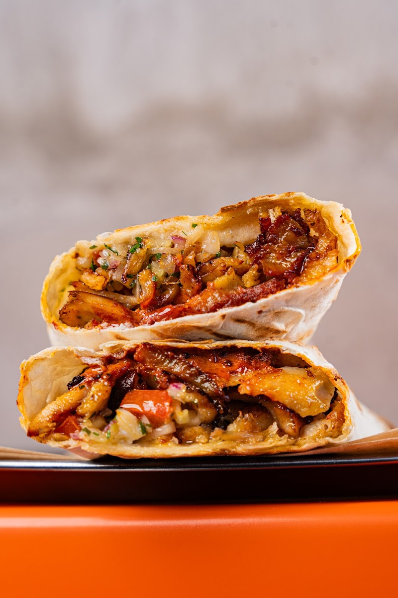KM Kebab Mediterraneo Photo 2