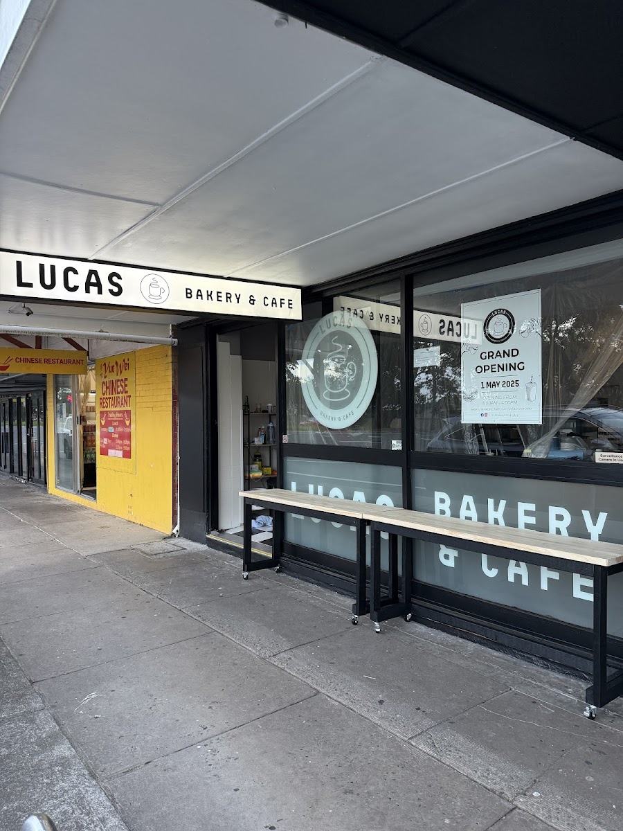 Lucas Bakery & Cafe