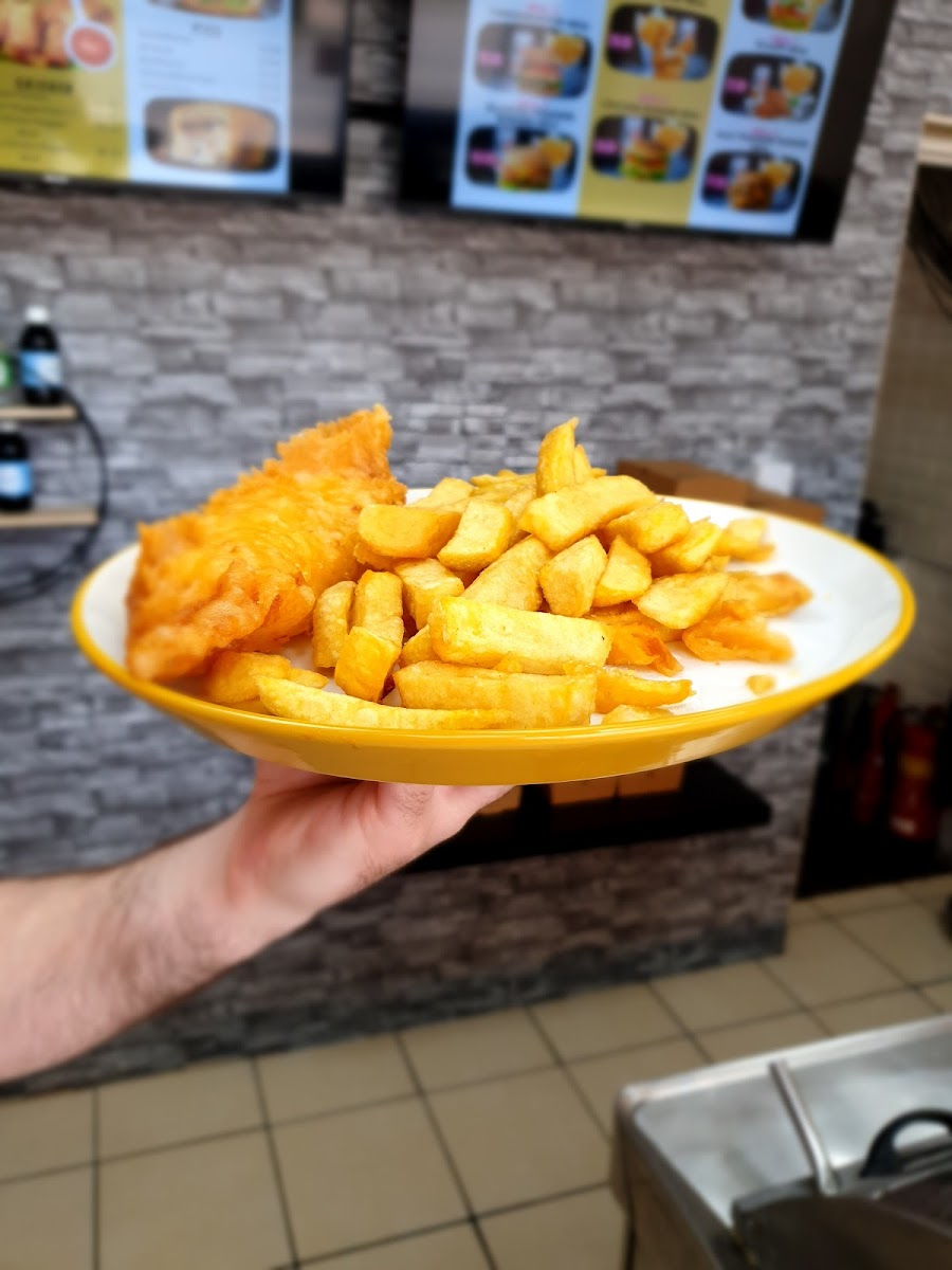 Equinox Fish Bar Photo 5