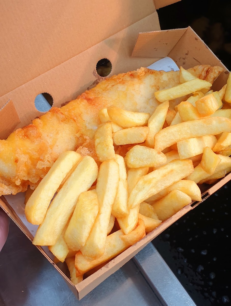 Equinox Fish Bar Photo 9