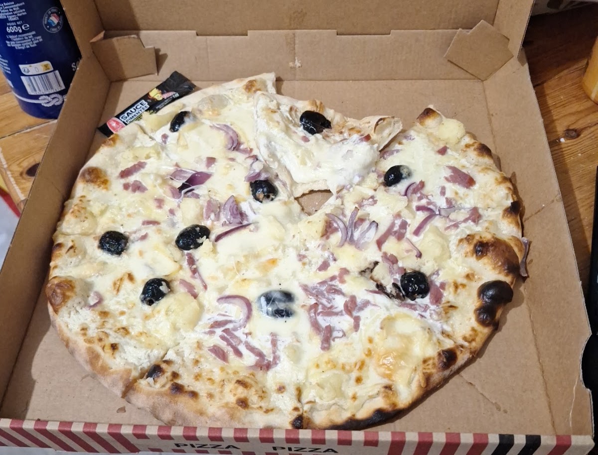 Slim pizza Photo 3