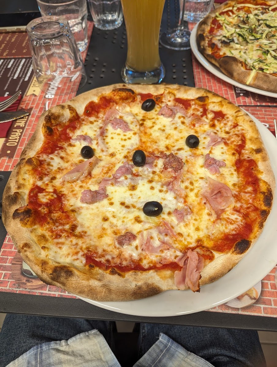 Pizzeria Il Campione Acilia Photo 6