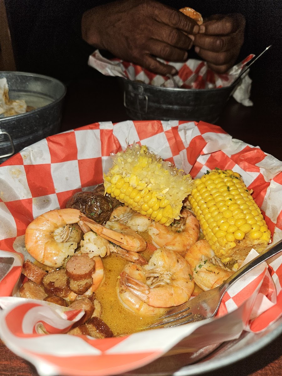 Bossladys Famous Shrimp Photo 3