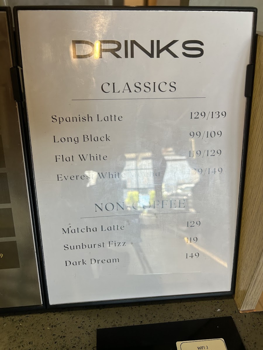 Chi Lifestyle Lounge Photo Menu 6