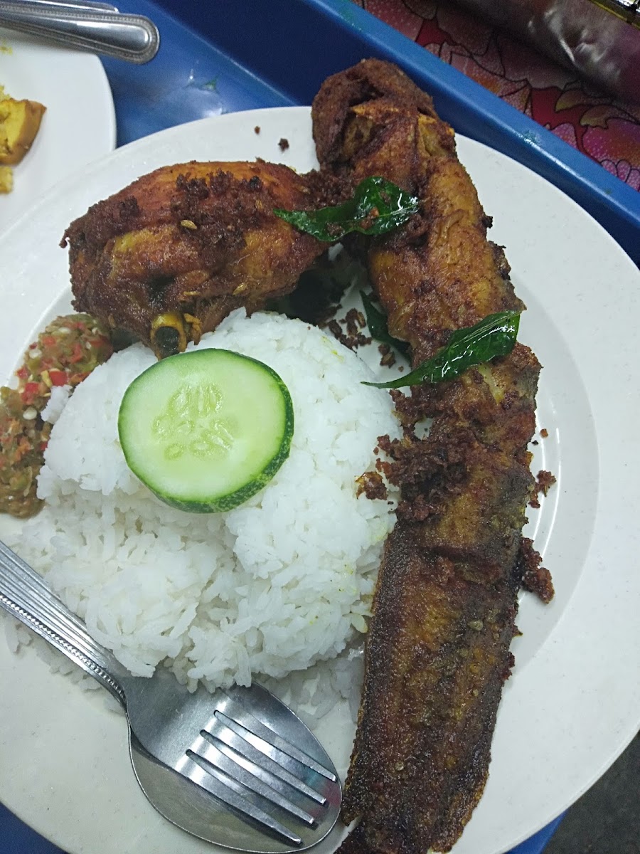 THE KEDOK’S NASI KUKUS Photo 6