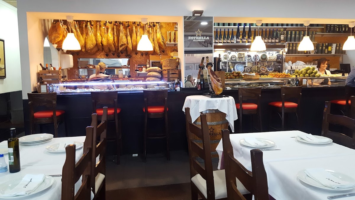 La barra de Juan