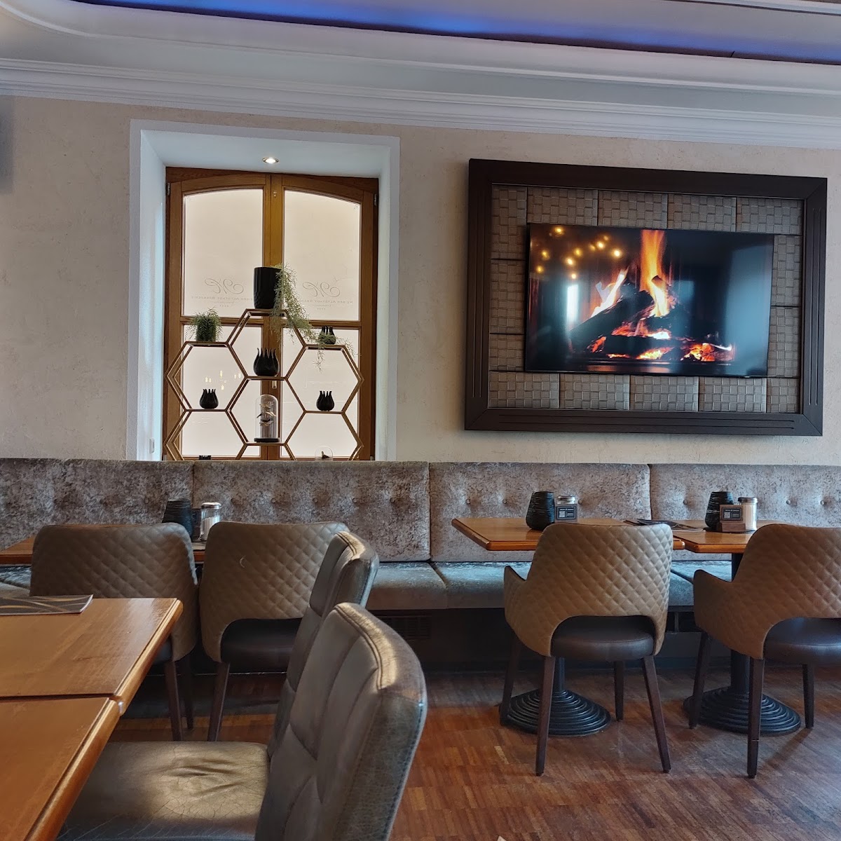 Meiser Altstadt Brasserie Photo 3
