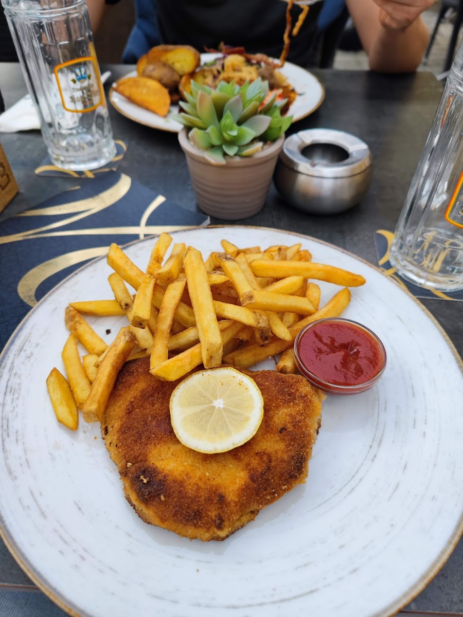Meiser Altstadt Brasserie Photo 7