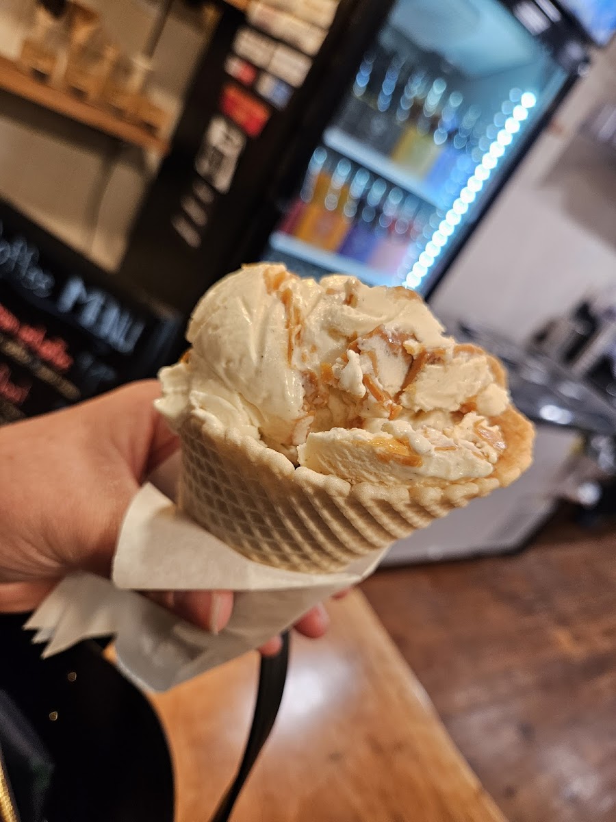 The Woods Ice Cream Shop Photo 5