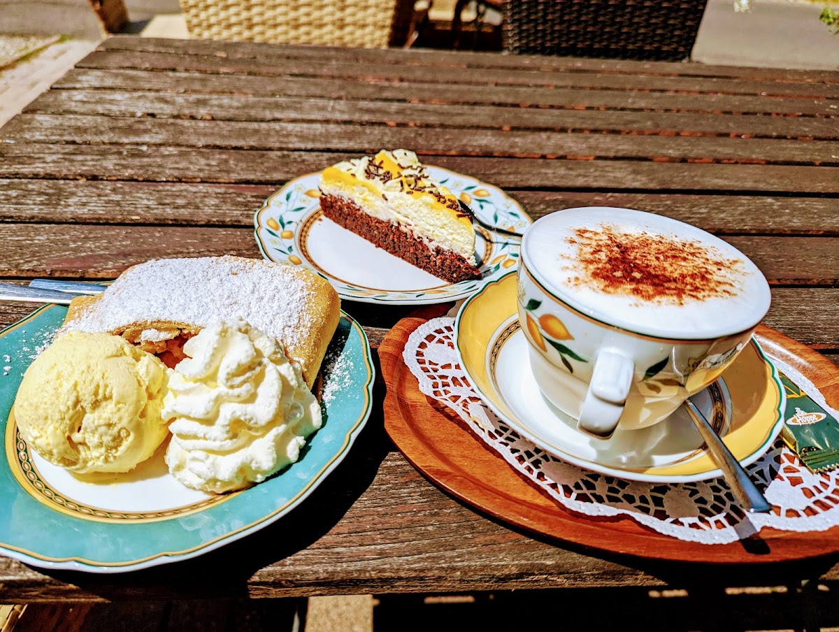 Heidis Kaffeestüberl Photo 5