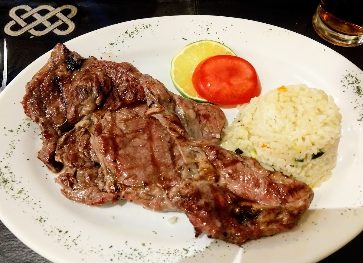 Bar &grill Photo 3