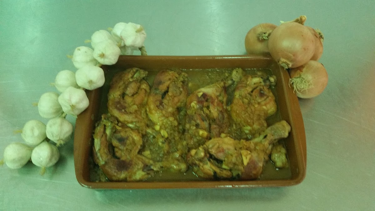 Asador de pollos y comidas para llevar “El Chacho” Photo 3