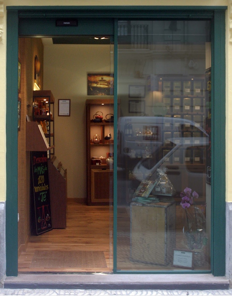 Tea Shop Jorge Juan Photo 5