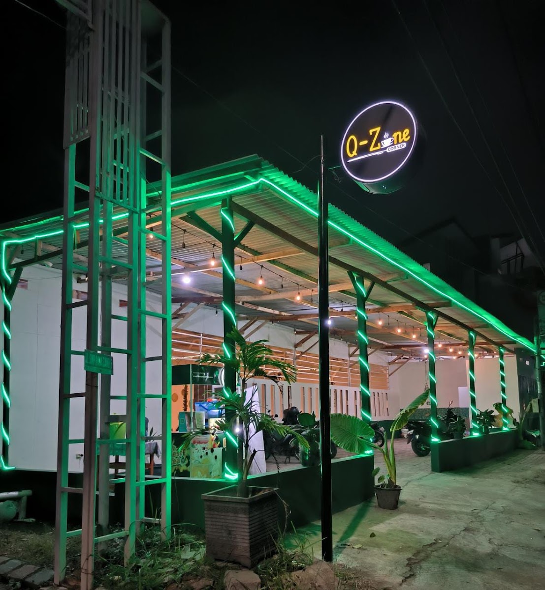 Q Zone Corner