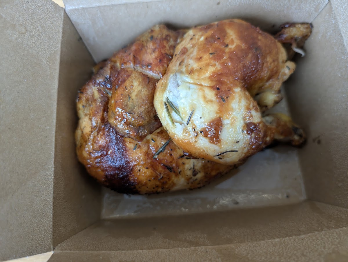 Poulette Rotisserie Chicken Photo 7