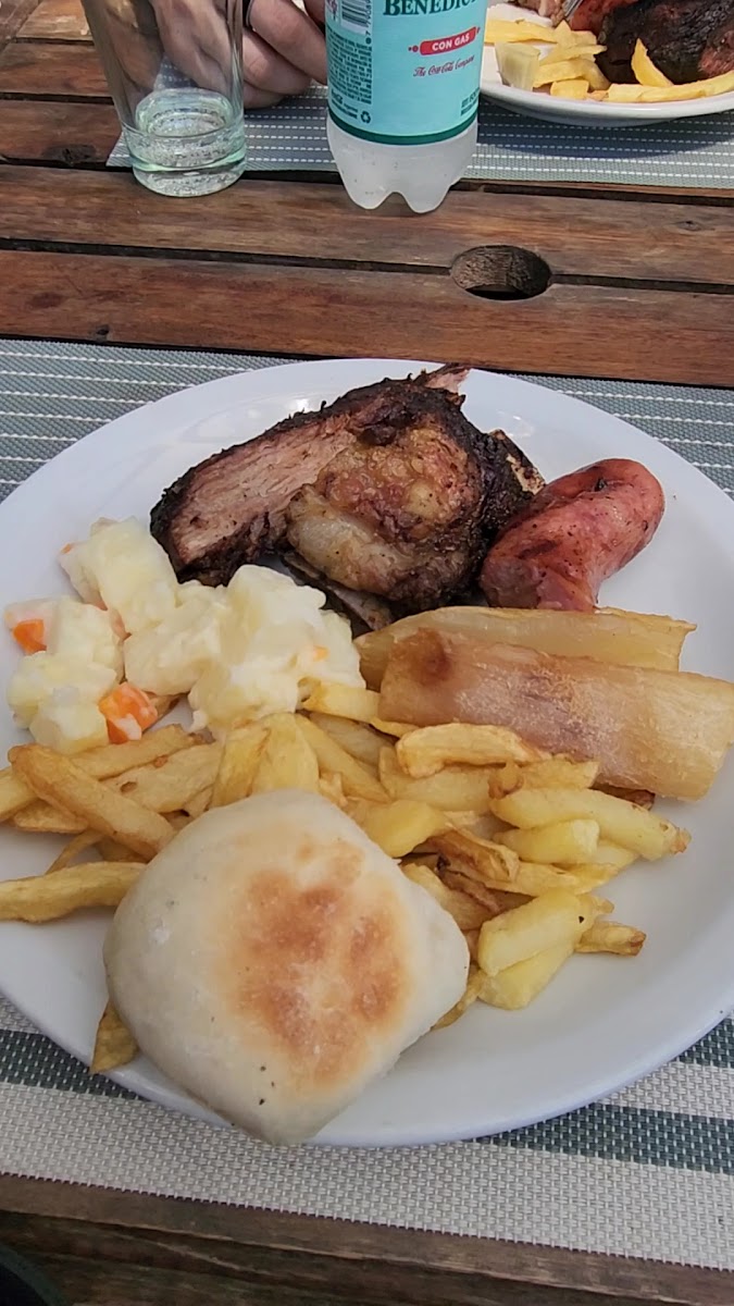 Al Río Resto Grill Photo 2