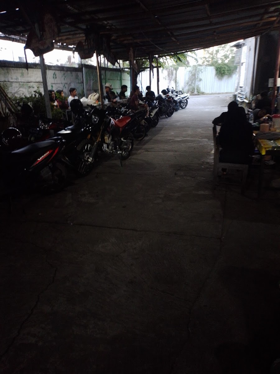 Warung Makan Gaul Photo 3
