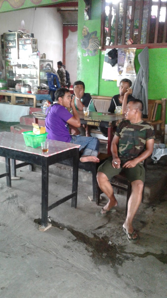 Warung Makan Gaul Photo 7