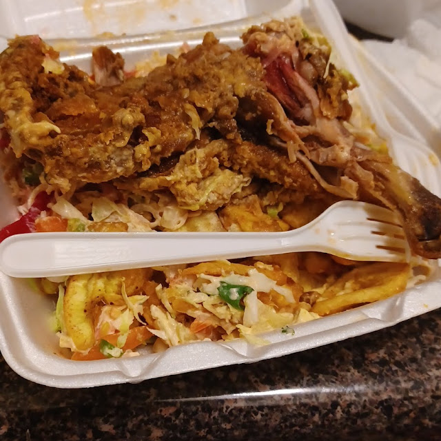 Pollo Con Tajadas Mal Echó