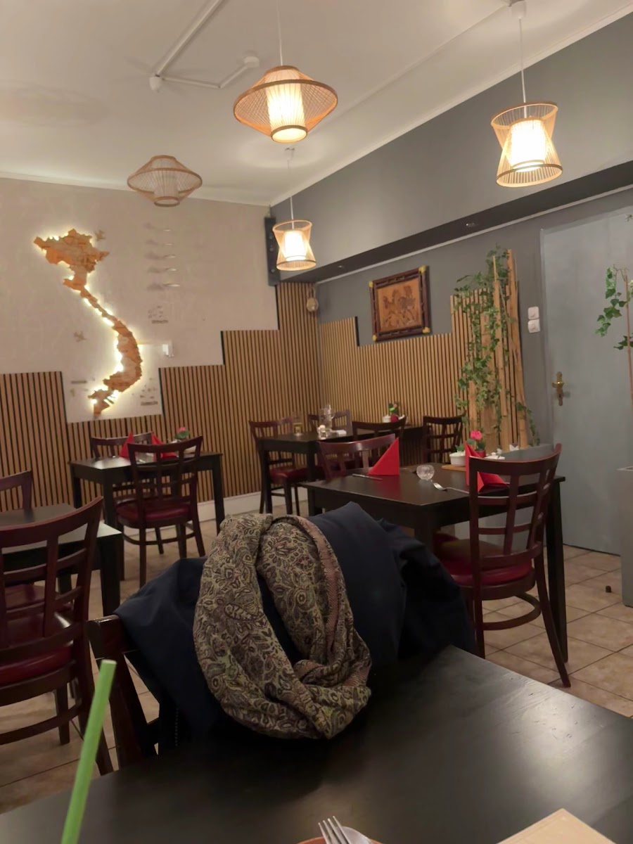 Mr.Trung Viet Cuisine - Sushi Photo 2