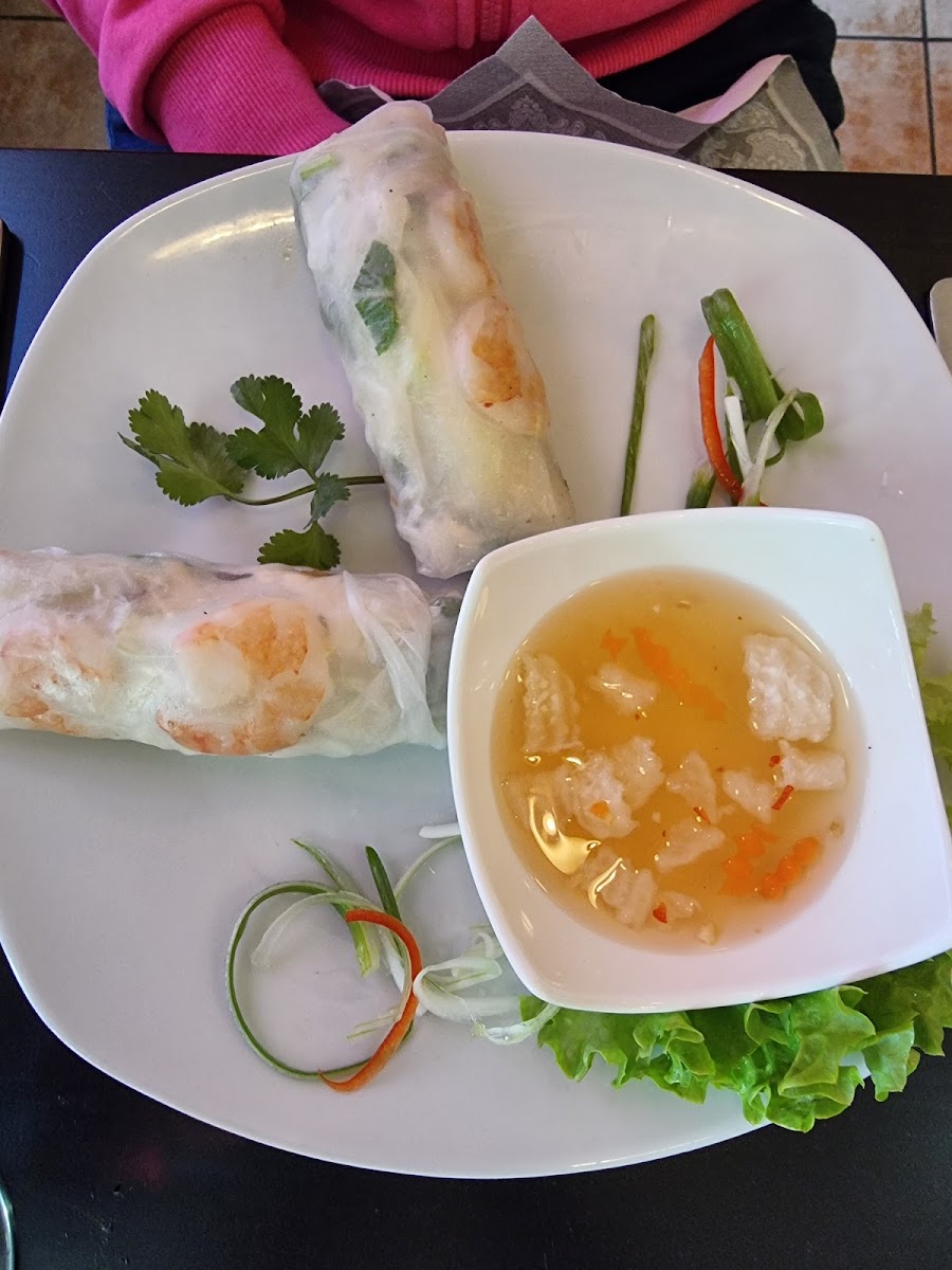 Mr.Trung Viet Cuisine - Sushi Photo 8