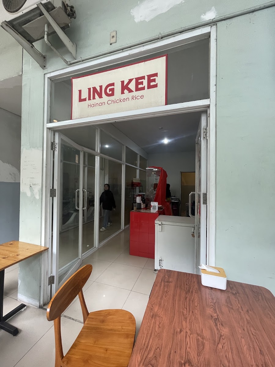 Ling Kee Hainan - Metro Park