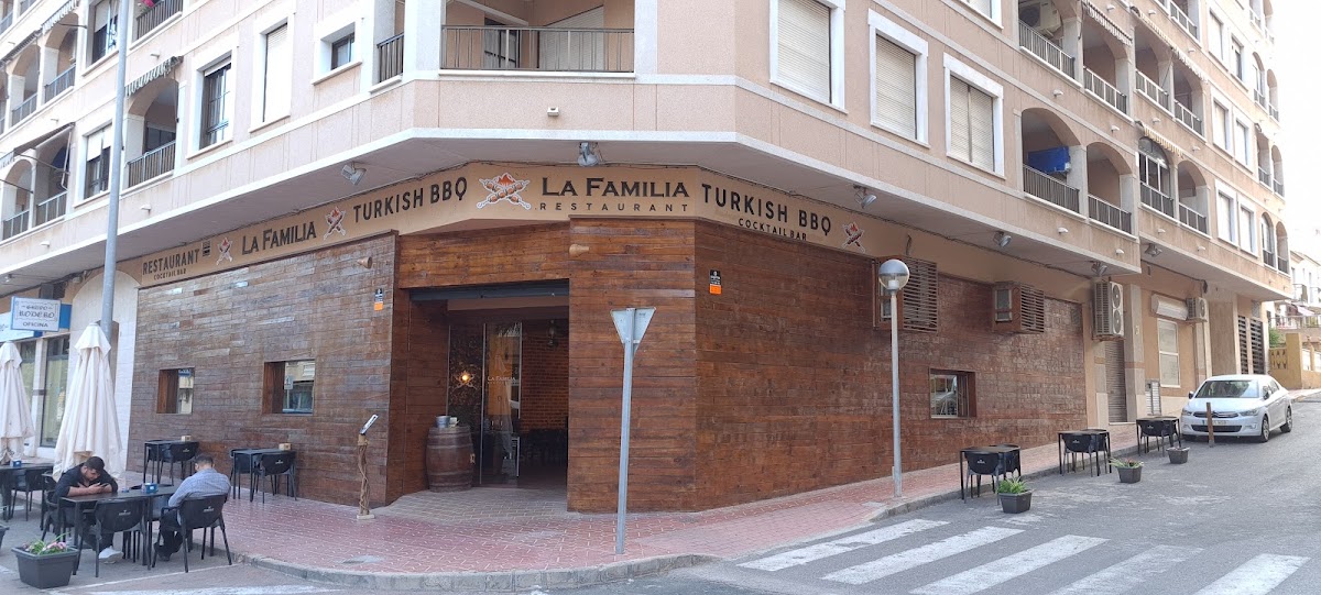 LA FAMILIA TURKISH BBQ COCTAILBAR