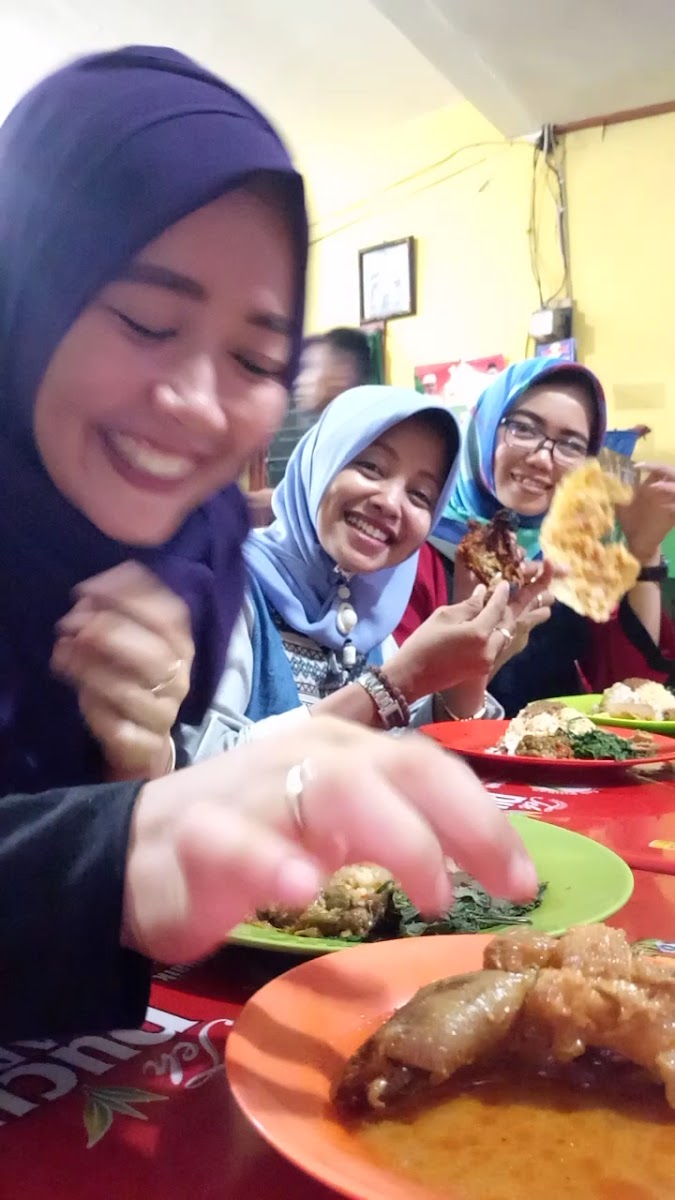 Padang Restaurant - Reni Minang Photo 2