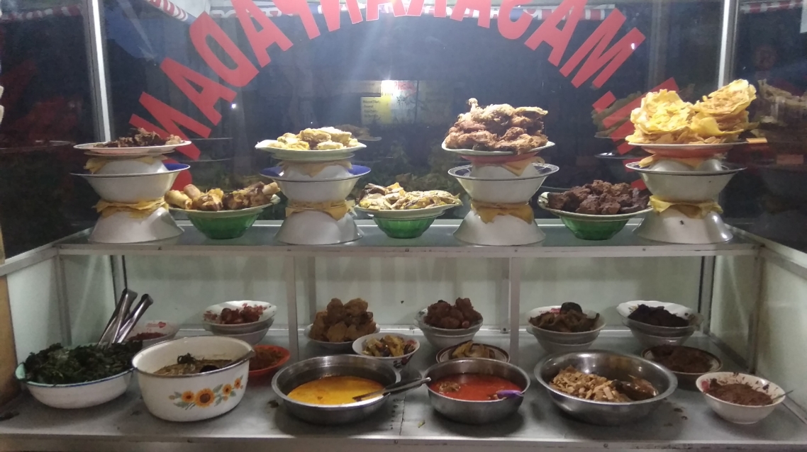 Padang Restaurant - Reni Minang Photo 3