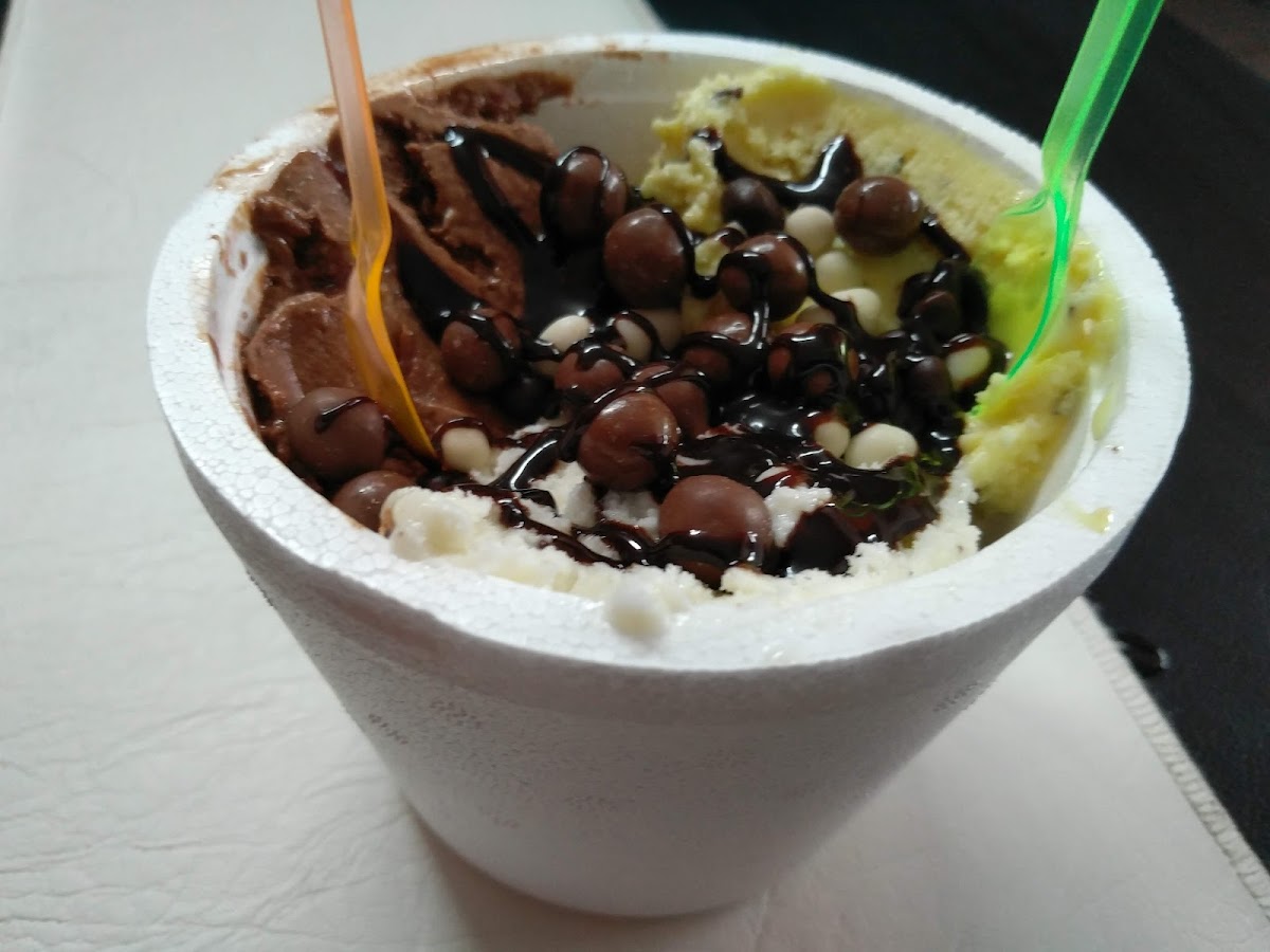 Helados Roma Photo 7
