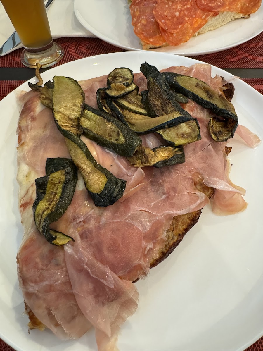Pizzeria Al Grottino Agrate Photo 4