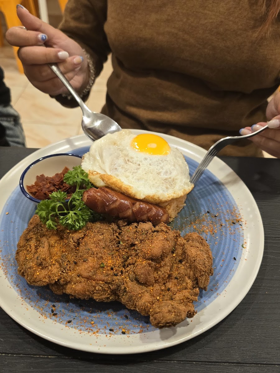 MOM KITCHEN ม.กรุงเทพ รังสิต Photo 6