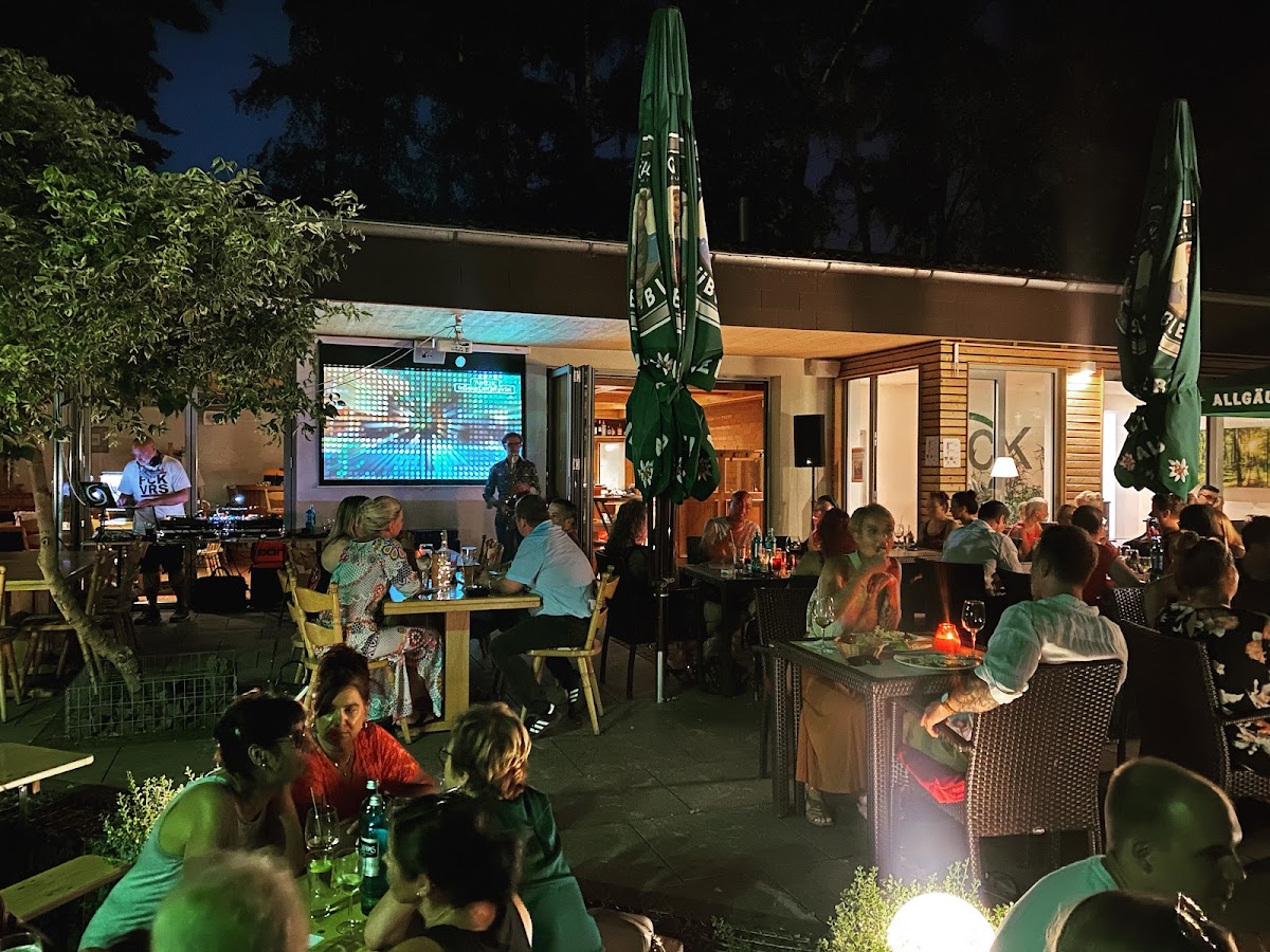AusZeit Restaurant und Biergarten Photo 4