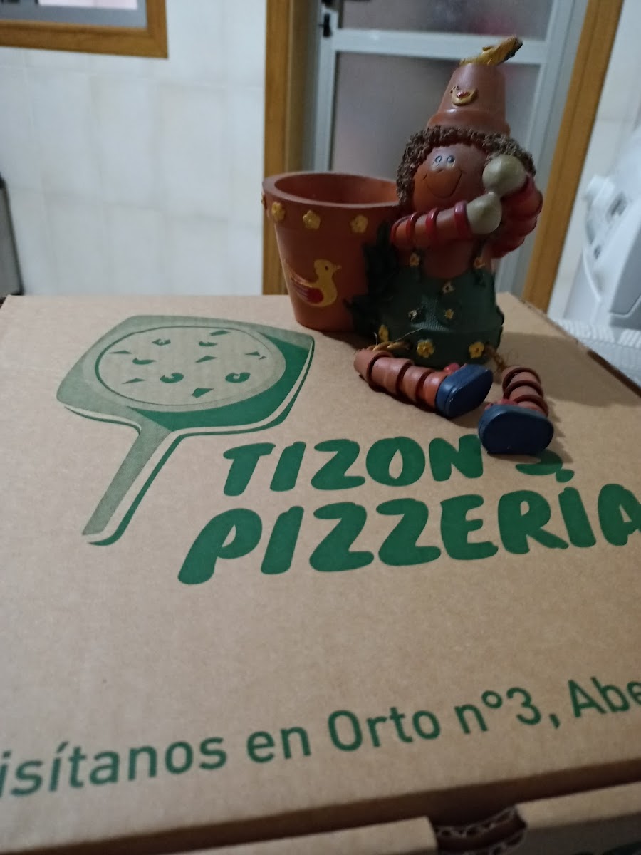Tizon's pizzería Photo 5