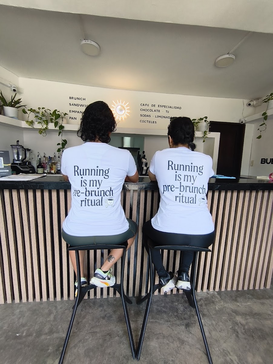 Twins Café-Bar Photo 6