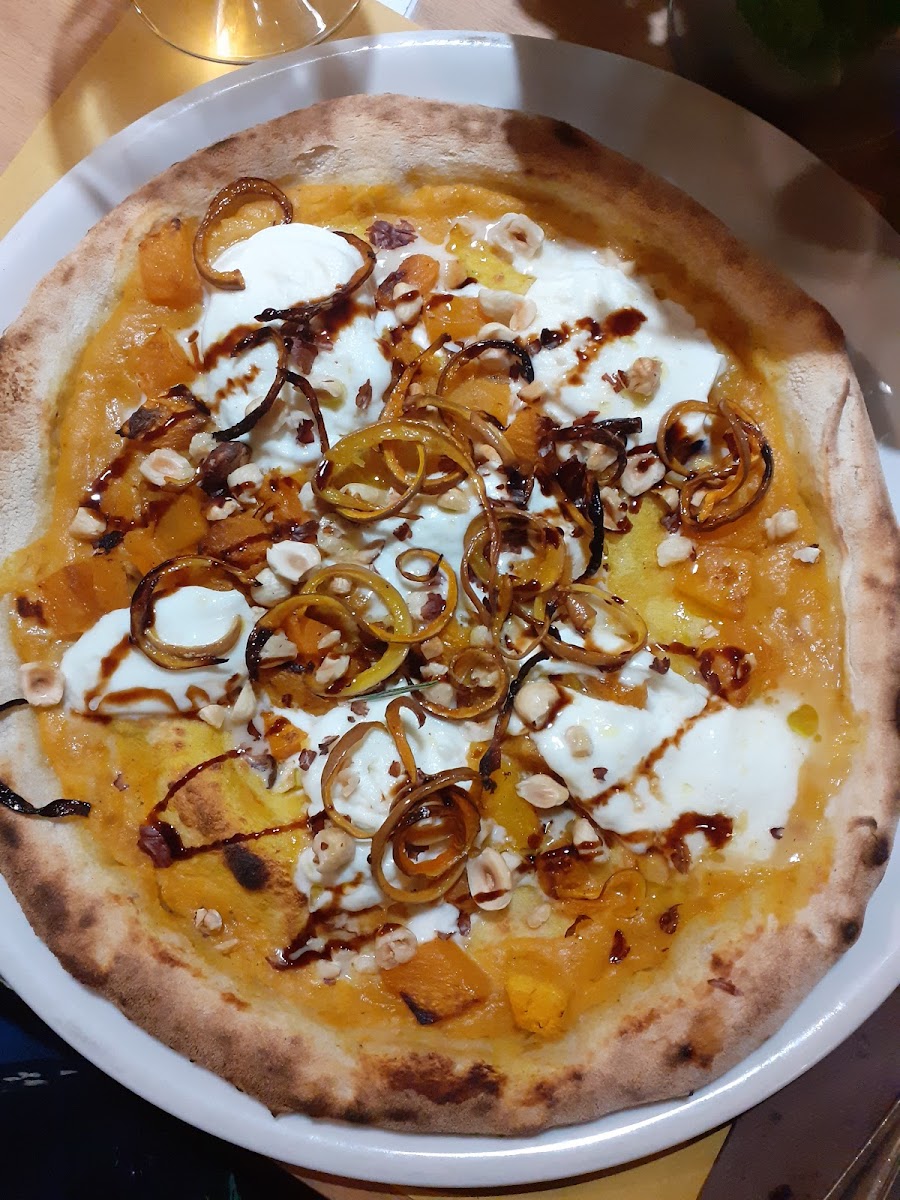 Pizzeria Bio In un angolo di mondo... Photo 7