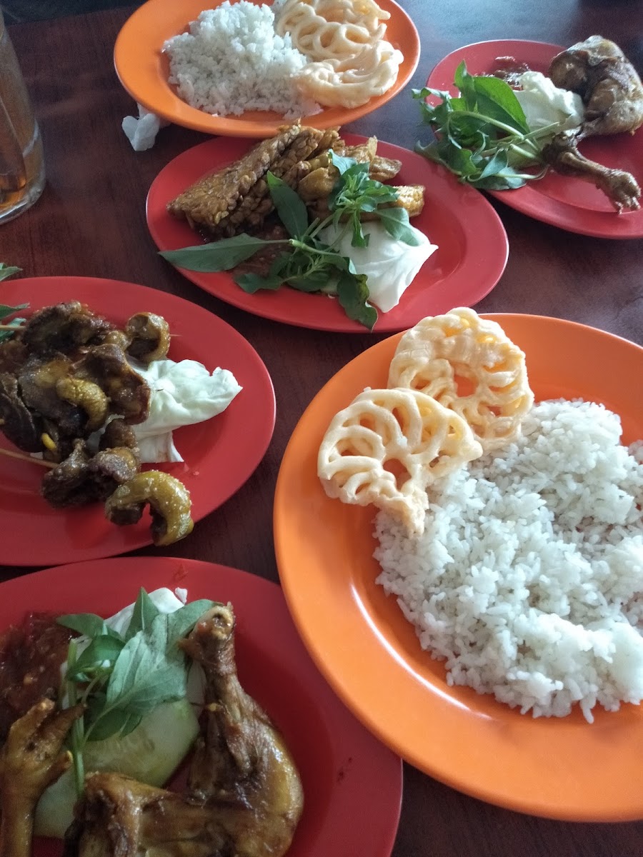 Warung Penyet Sidomukti Photo 3
